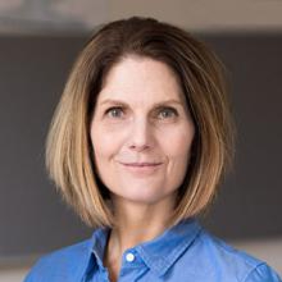 Headshot of Jennifer Mitton