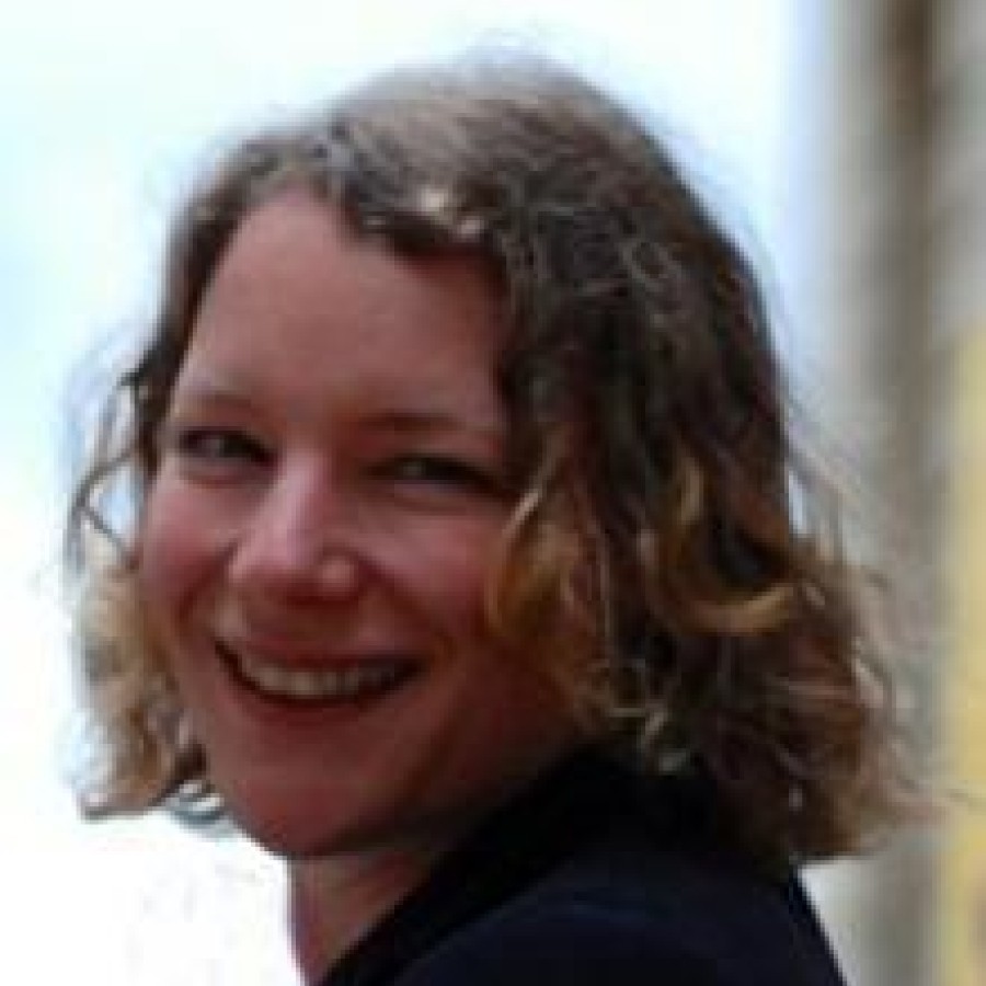 Headshot of Ranke de Vries