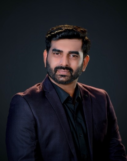 Headshot of Krishna Harikumar